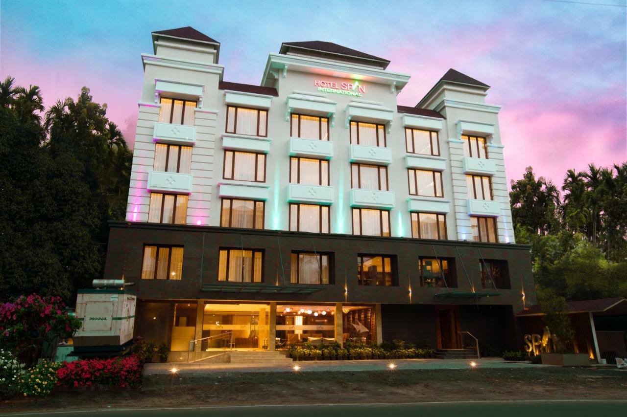 Hotel Span International Kochi Εξωτερικό φωτογραφία